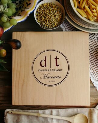 tagliere-personalizzato-iniziali-data-regalo-anniversario-matrimonio2