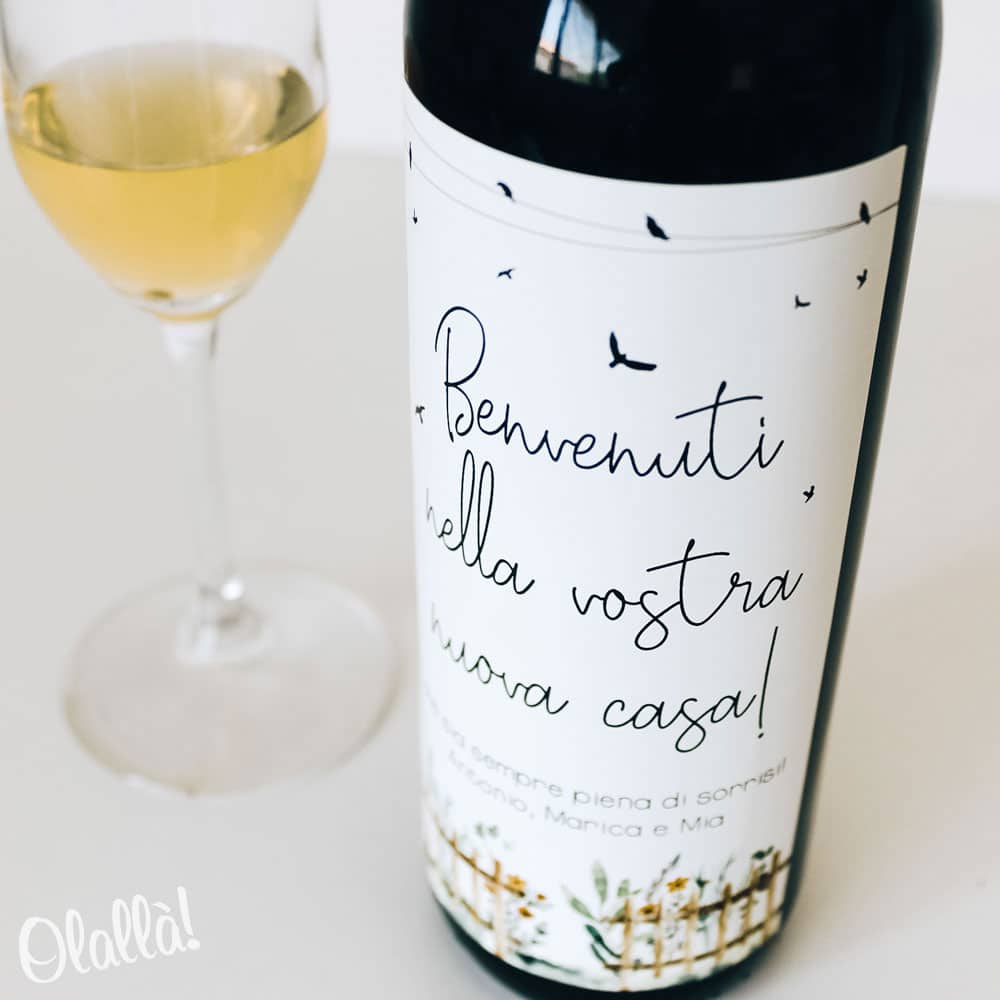 Bottiglia con Etichetta Personalizzata con Giardino ed Uccellini - Idea Regalo per la Nuova Casa - immagine 3