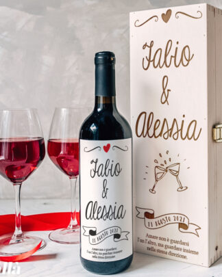 Cassettina Porta Vino in Legno Personalizzata con Cuori e Bicchieri - Idea Regalo Anniversario