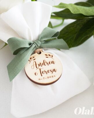 Sacchettino Portaconfetti Bomboniera in Cotone con Etichetta in Legno Tonda e Decoro Floreale