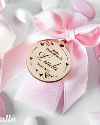 Sacchettino Portaconfetti in Tulle con Tag in Legno Personalizzata Tonda con Cuoricini