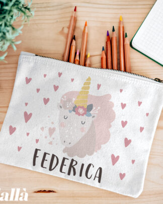 Astuccio Bustina Porta Tutto Penne Mascherina per Scuola Personalizzato con Unicorno e Cuoricini