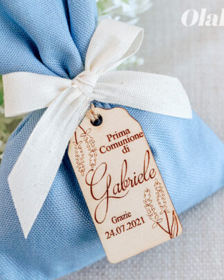 Tag in Legno per Bomboniera Personalizzata con Fiori e Nome