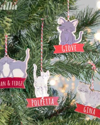 Palline di Natale a Forma di Gatto con Banner Rosso Personalizzate con Razza e Nome