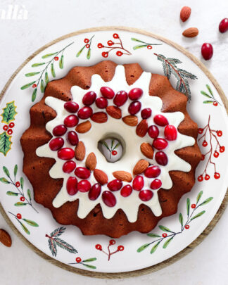 Piatto in Ceramica per Panettone Natalizio Dipinto a Mano con Frase Segreta