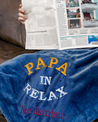 Coperta Plaid Ricamata "Papà in Relax  - Non Disturbate" - Idea Regalo Divertente Festa del Papà