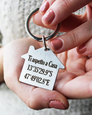 Portachiavi in Acciaio Inox a forma di Casa con Incisione Personalizzata