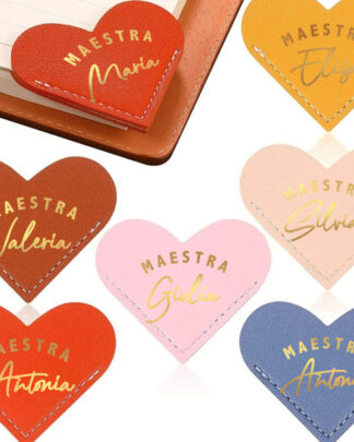 Segnalibro Personalizzato in Ecopelle a Cuore con Nome della Maestra