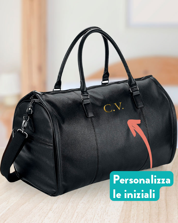 Borsone da Viaggio Porta Abito in Ecopelle Nero Personalizzato con Iniziali e Tracolla - Idea Regalo per Chi Viaggia Spesso, Regalo per la Laurea, Regalo per Lui - immagine 2