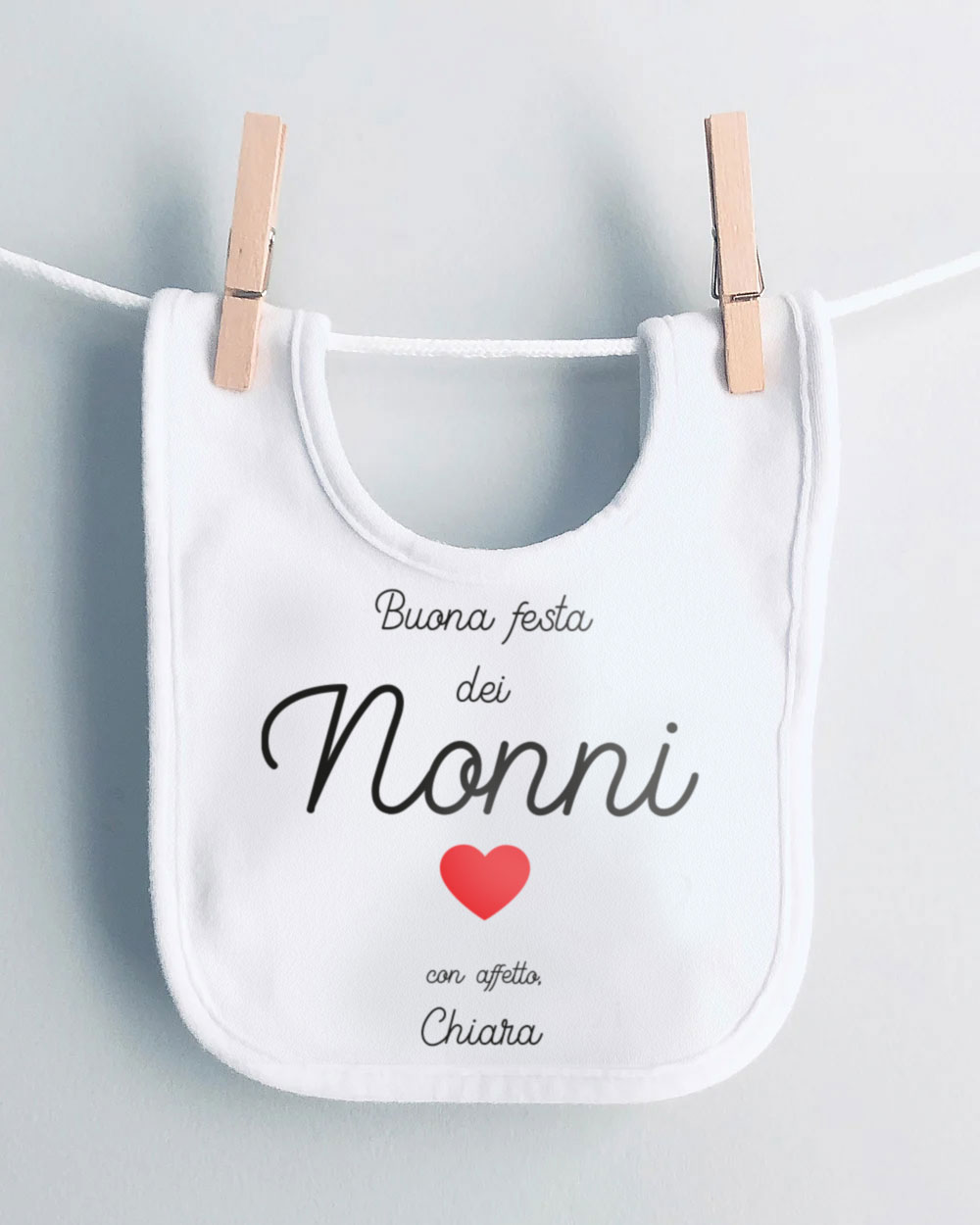 Bavaglino Per Bambini "Buona Festa dei Nonni" Personalizzato con Cuoricino e Dedica - Idea Regalo per la Festa dei Nonni - immagine 6