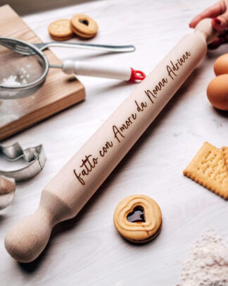 Mattarello in Legno "Fatto con Amore da Nonna" Personalizzato con Dedica - Idea Regalo per i Nonni, Festa dei Nonni