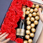 bottiglia-champagne-rose-cioccolatini-box-personalizzata-regalo-san-valentino