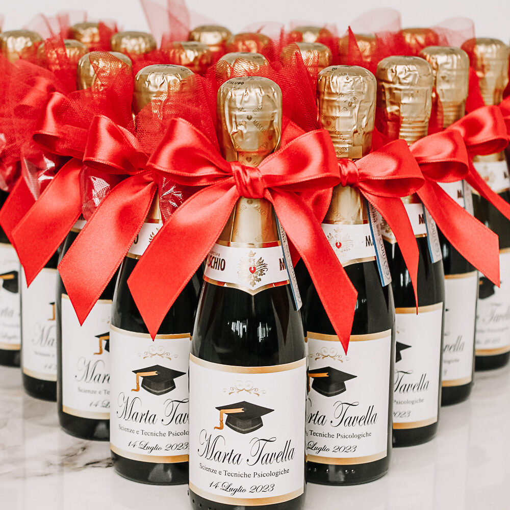 mini-bottiglietta-personalizzata-laurea-bomboniera2