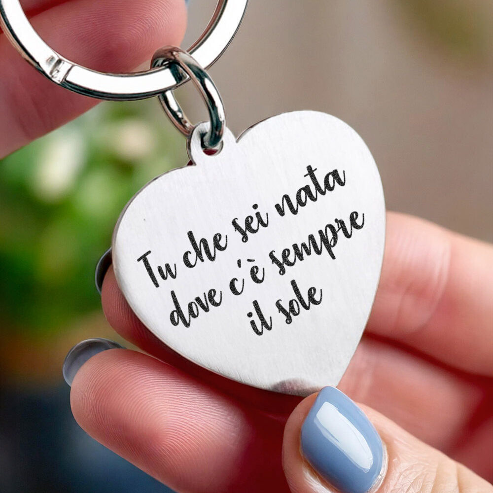portachiavi-acciaio-personalizzato-cuore-iniziali-regalo-san-valentino-anniversario