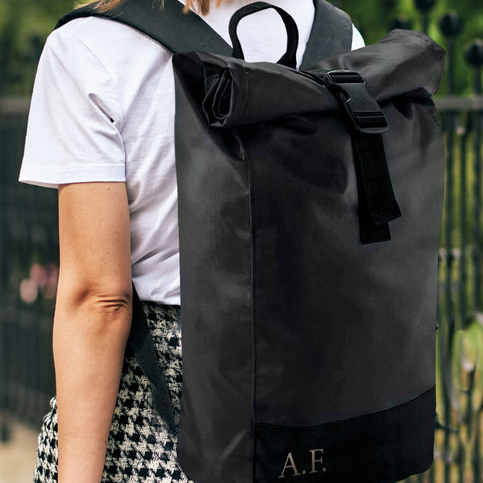 zaino-personalizzato-iniziali-regalo-laurea